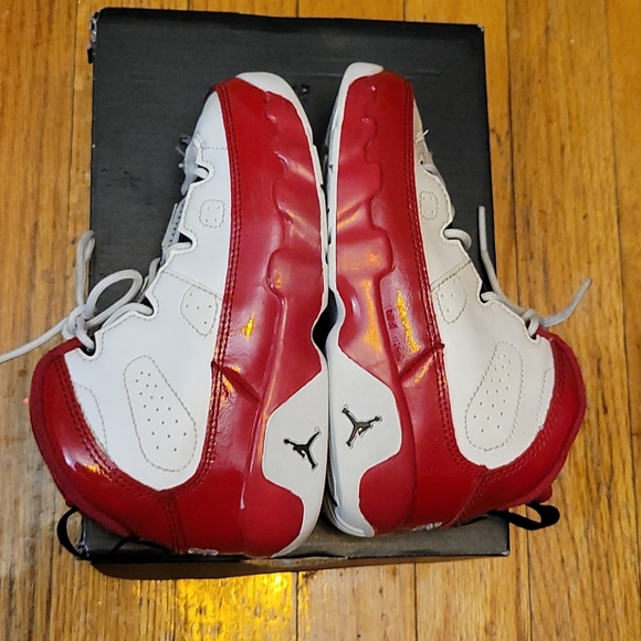 JORDAN BOY'S SNEAKERS SIZE US 10C - Picture 6 of 16